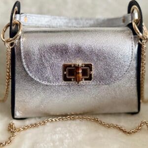 Sac argenté en cuir métallisé