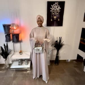 Abaya satinée Nafissa rose cuivre