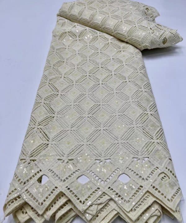 Original tissus en Guipure coton blanc cassé (5 yards)
