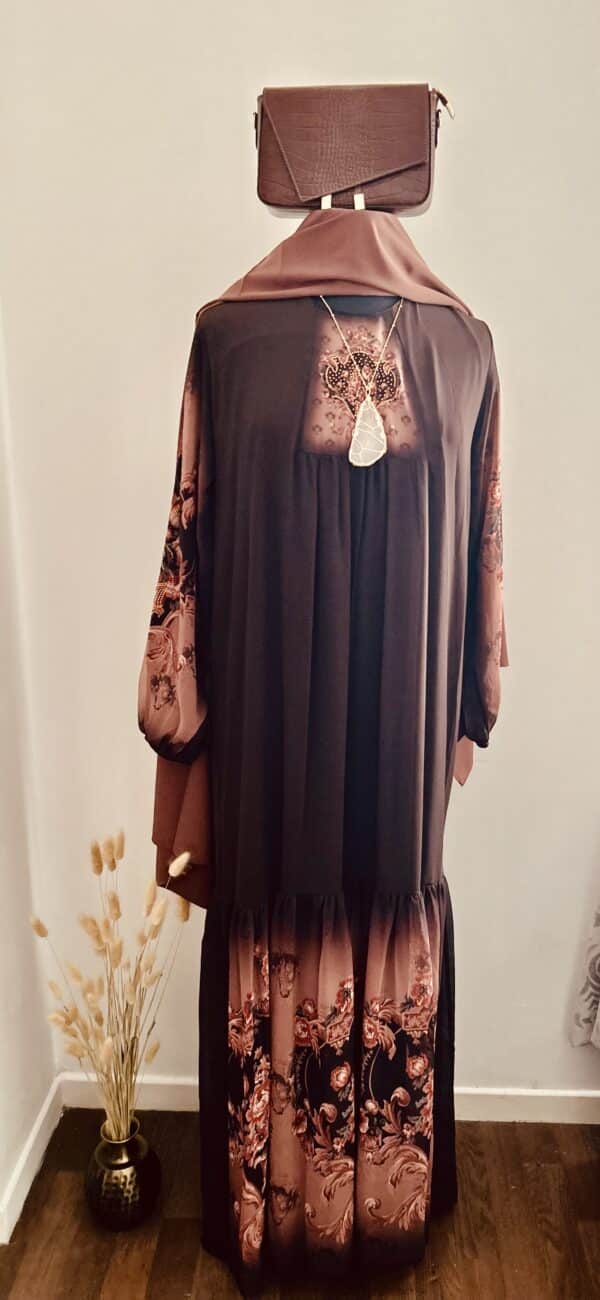 Robe intemporelle Rama marron tabac & perle de cristal
