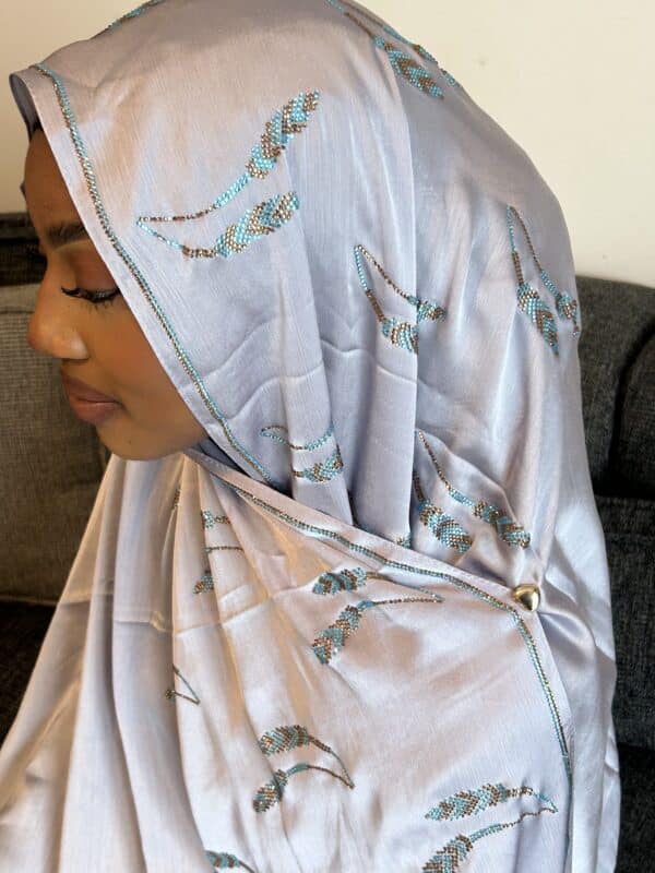 Voile Yasmine en soie grise - perle de cristal – Image 3