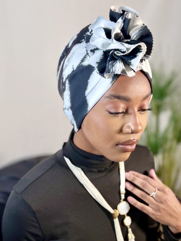 Turban prestige Maïna noir & blanc – Image 2
