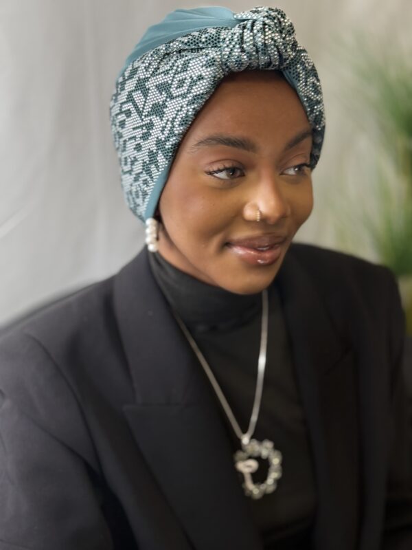 Turban Sonia vert d'eau strass fins – Image 4