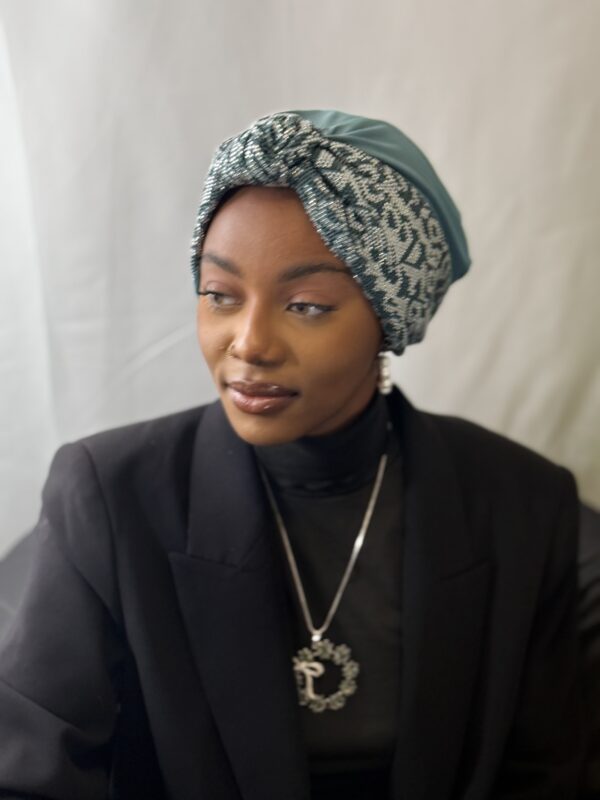 Turban Sonia vert d'eau strass fins – Image 3