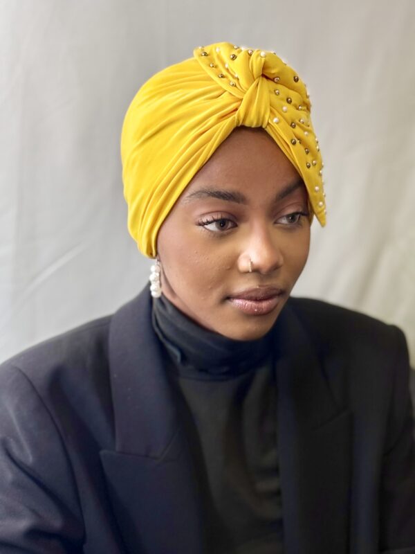 Turban Nénè jaune vif perlé