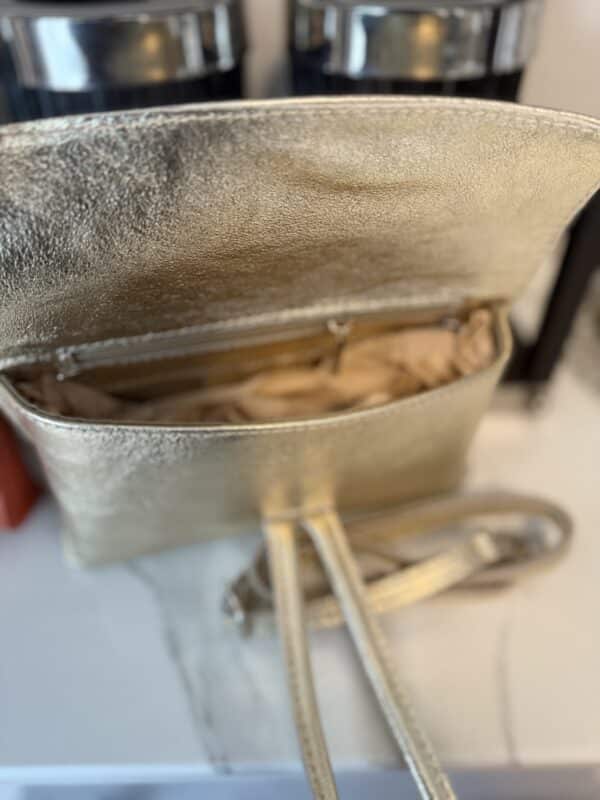 Pochette dorée véritable cuir – Image 2