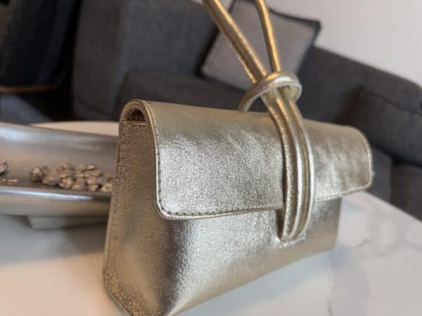 Pochette dorée véritable cuir – Image 3