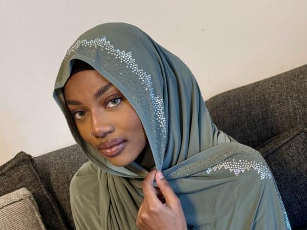 Voile Salma en pur jersey premium vert olive – Image 4