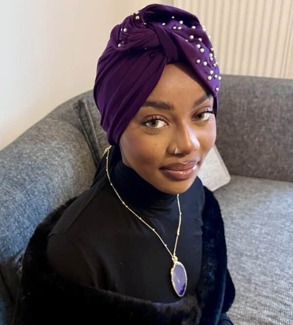 Turban Nénè mauve perlé – Image 3