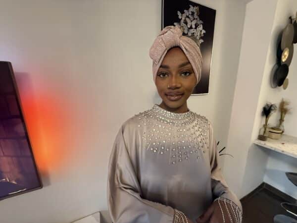 Abaya satinée Nafissa rose cuivre – Image 3