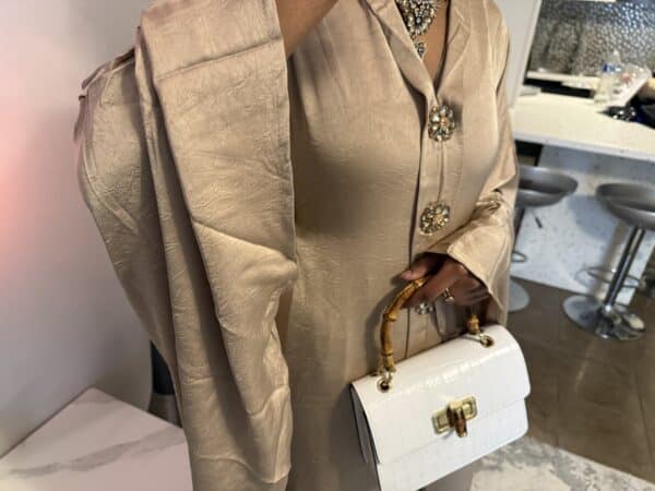 Abaya Sarah satinée beige or – Image 2