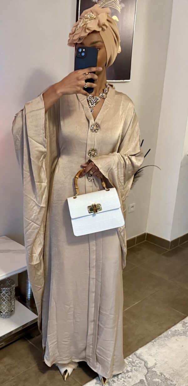 Abaya Sarah satinée beige or – Image 3