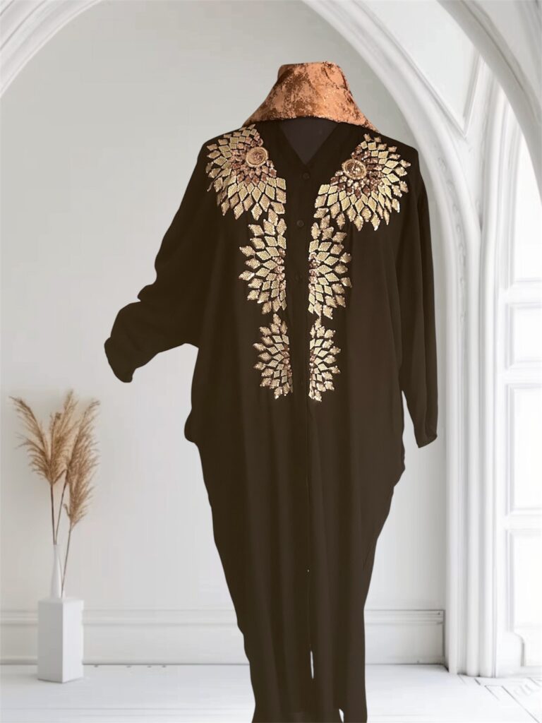 robe chemise noire brodée – sequins rose gold